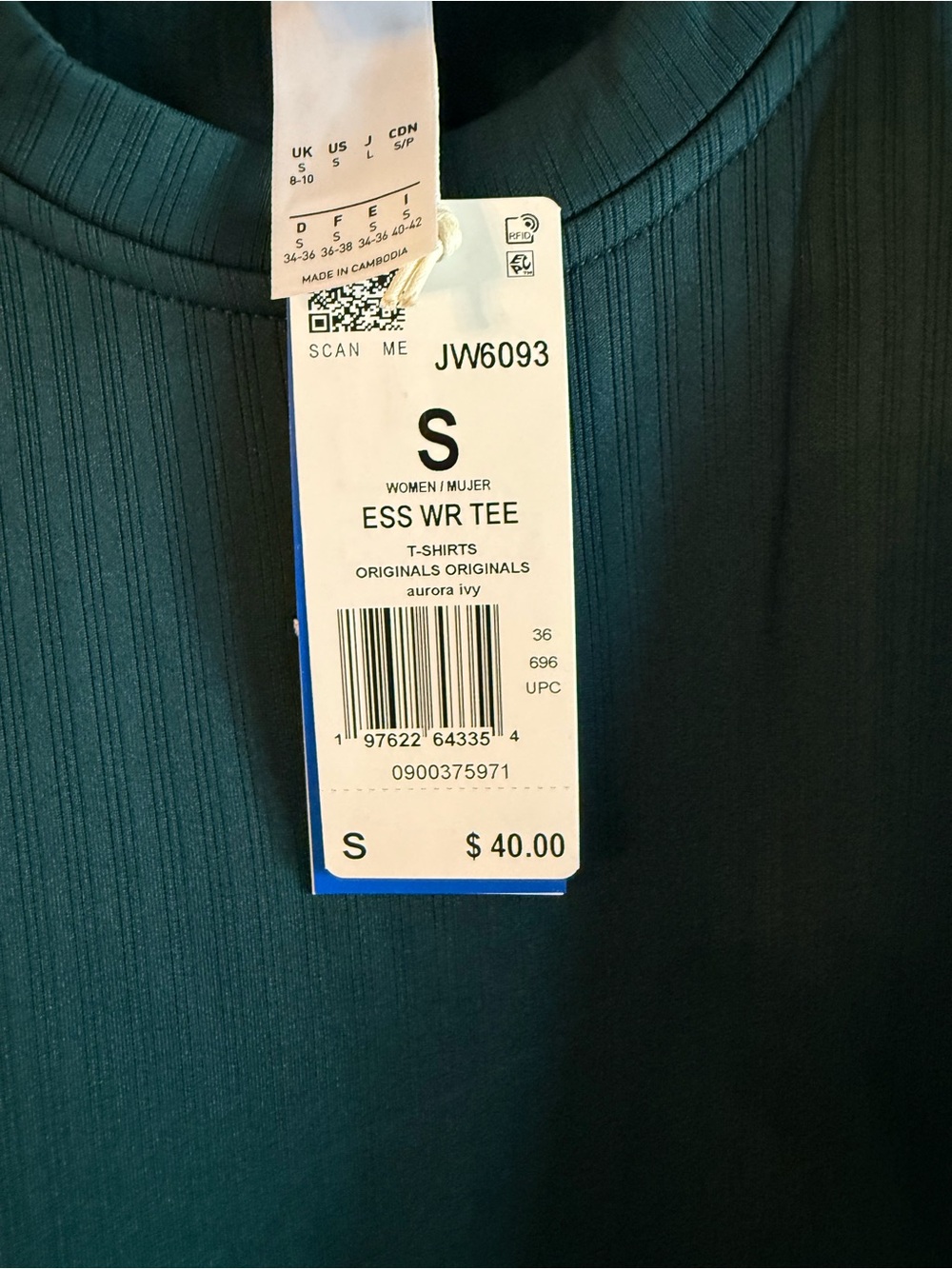adidas women’s original Ivy Trefoil tee and Bottoms - Picture 4 of 13